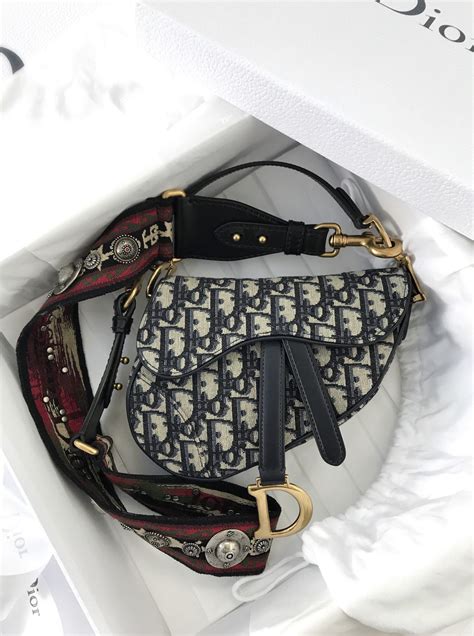 dior saddle bag crossbody strap.